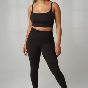 Balance Athletica Black Cloud Pant *white logo